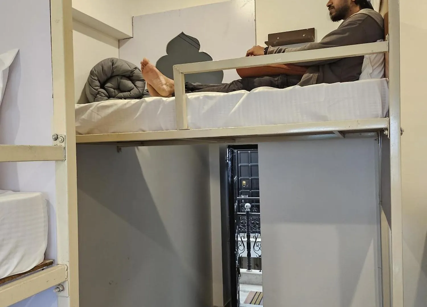 Madpackers Udaipur Hostel